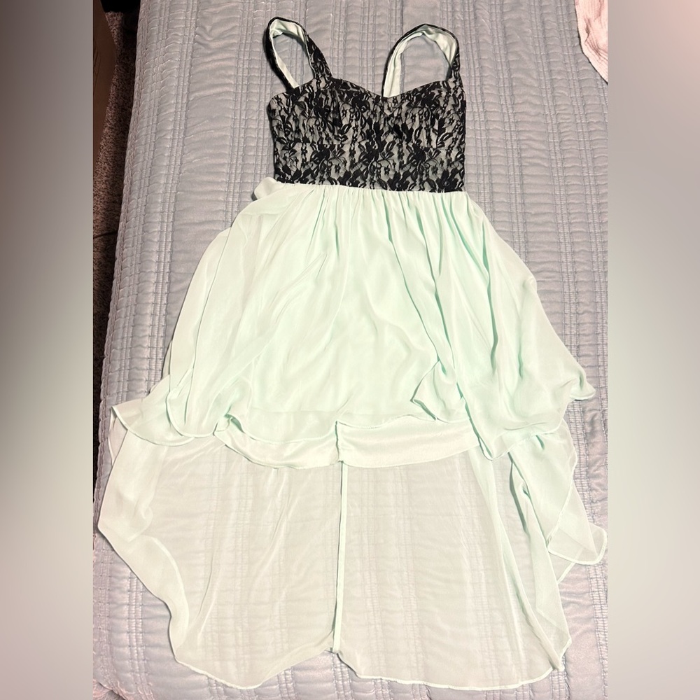 B Darlin Light Mint Green Dress w/ Black Lace-size 11/12